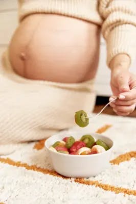 Pregnancy nourishment visions and intentions versus reality. By Kate, The Food Doula.